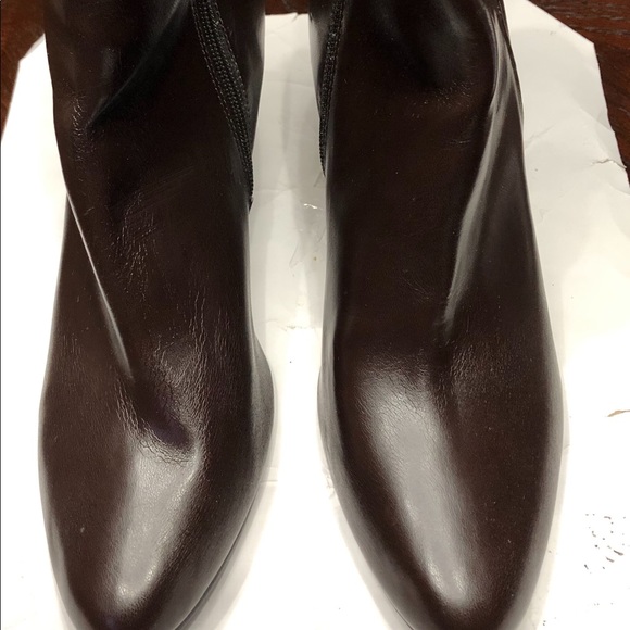 Laboutique - Picture 2 of 2